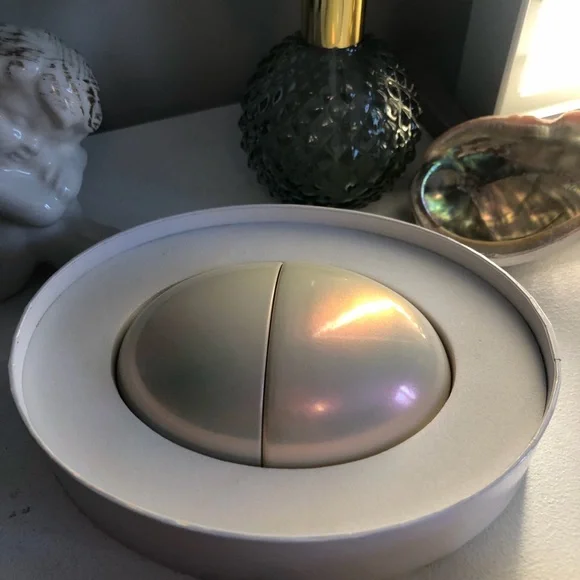 KKW opal collection - Picture 4 of 4